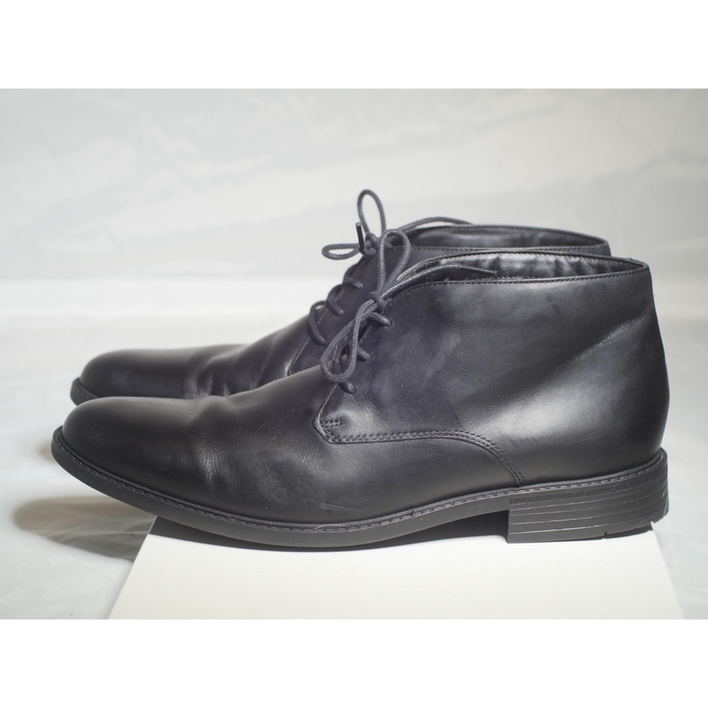 Bostonian chukka boots